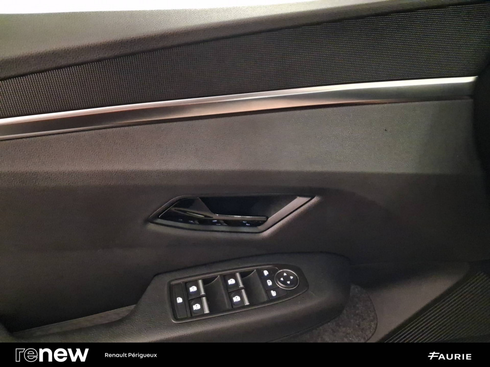 Acheter Renault Megane E-Tech Megane E-Tech EV40 130ch standard charge Equilibre 5p occasion dans les concessions du Groupe Faurie