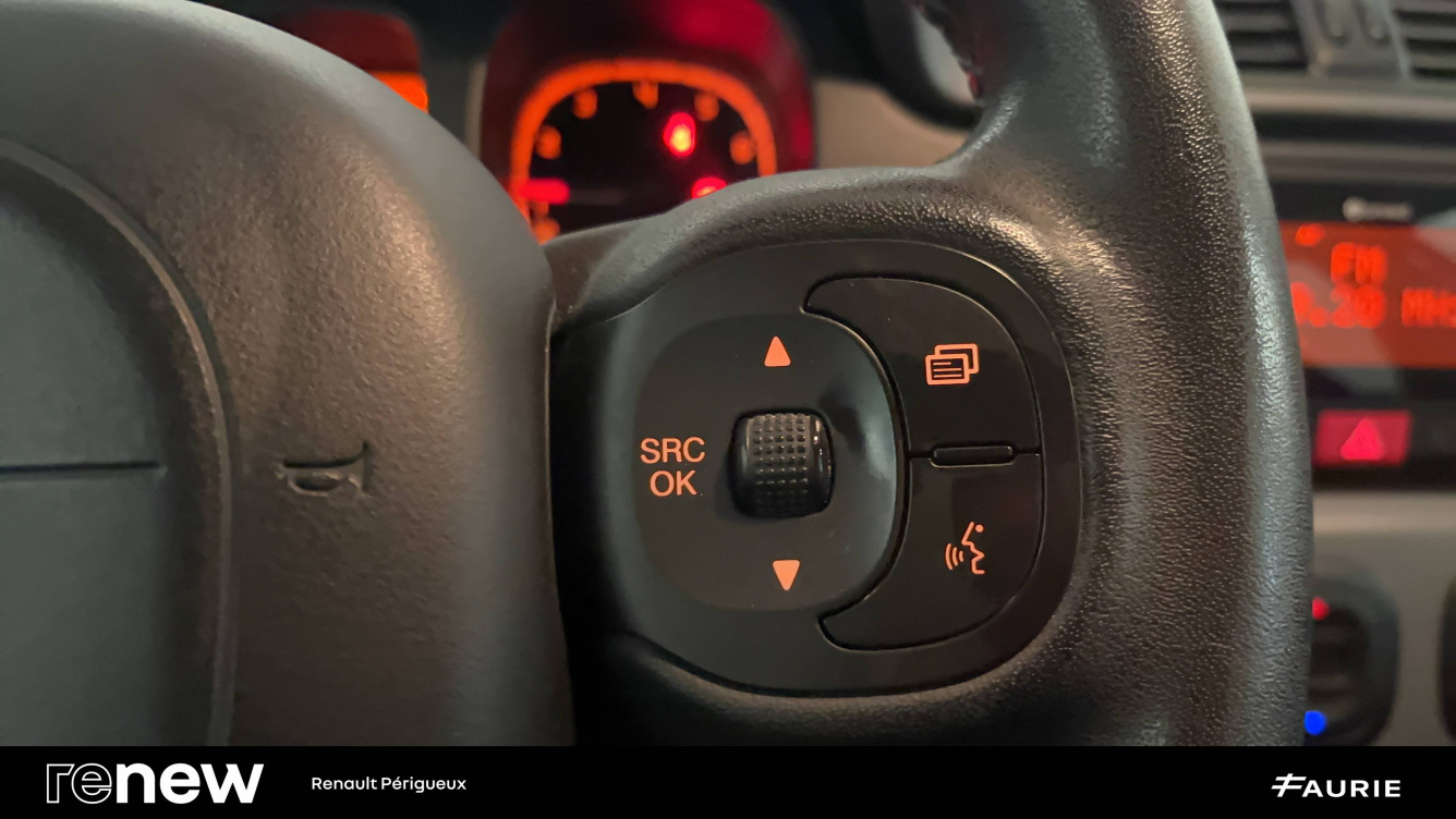 Acheter Fiat Panda Panda 1.2 69 ch S/S Lounge 5p occasion dans les concessions du Groupe Faurie