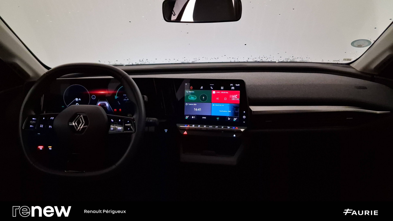 Acheter Renault Megane E-Tech Megane E-Tech EV40 130ch standard charge Equilibre 5p occasion dans les concessions du Groupe Faurie