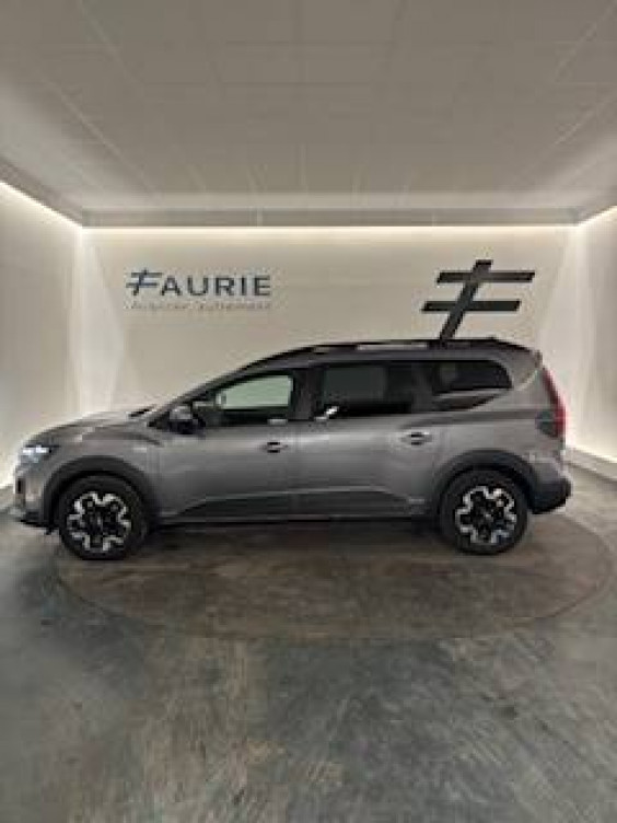 Acheter Dacia Jogger Jogger Hybrid 155 7 places Journey 5p neuf dans les concessions du Groupe Faurie