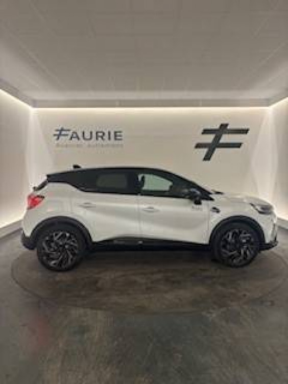 Acheter Renault Captur 2 Captur E-Tech full hybrid 160 ch esprit Alpine 5p neuf dans les concessions du Groupe Faurie
