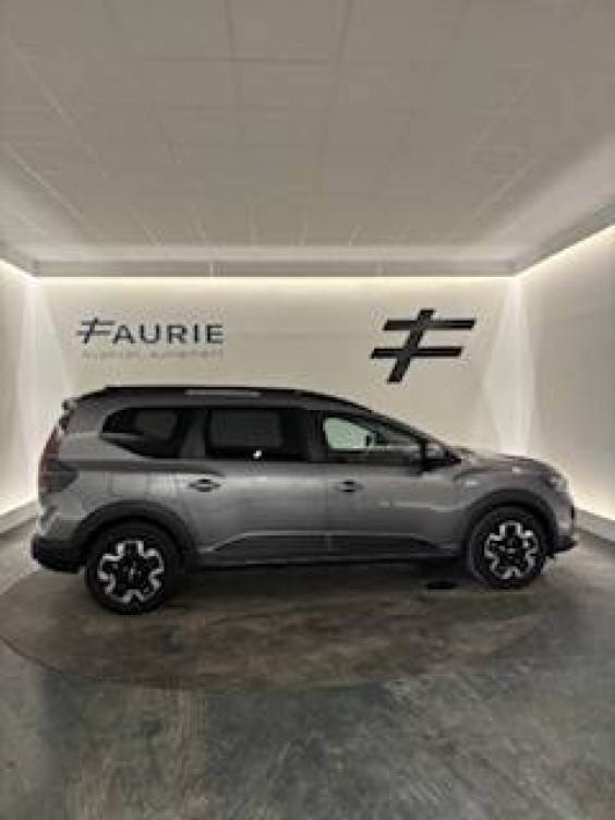 Acheter Dacia Jogger Jogger Hybrid 155 7 places Journey 5p neuf dans les concessions du Groupe Faurie