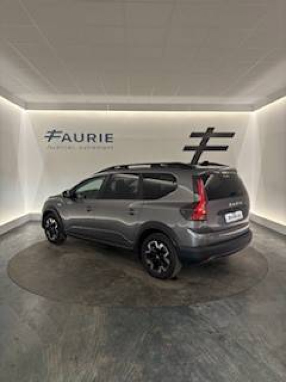 Acheter Dacia Jogger Jogger Hybrid 155 7 places Journey 5p neuf dans les concessions du Groupe Faurie