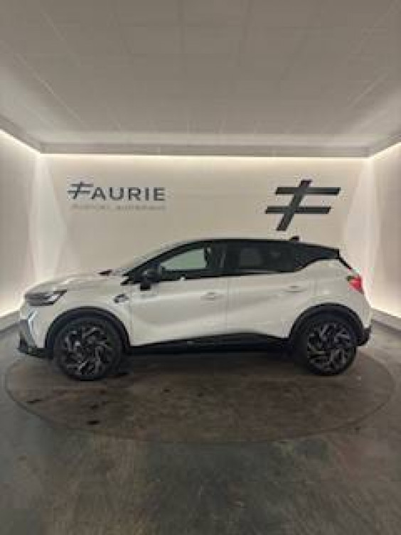Acheter Renault Captur 2 Captur E-Tech full hybrid 160 ch esprit Alpine 5p neuf dans les concessions du Groupe Faurie