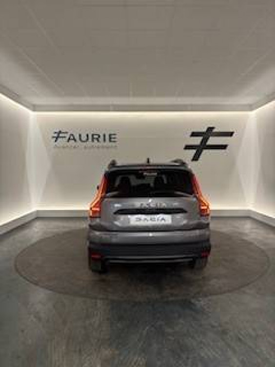 Acheter Dacia Jogger Jogger Hybrid 155 7 places Journey 5p neuf dans les concessions du Groupe Faurie