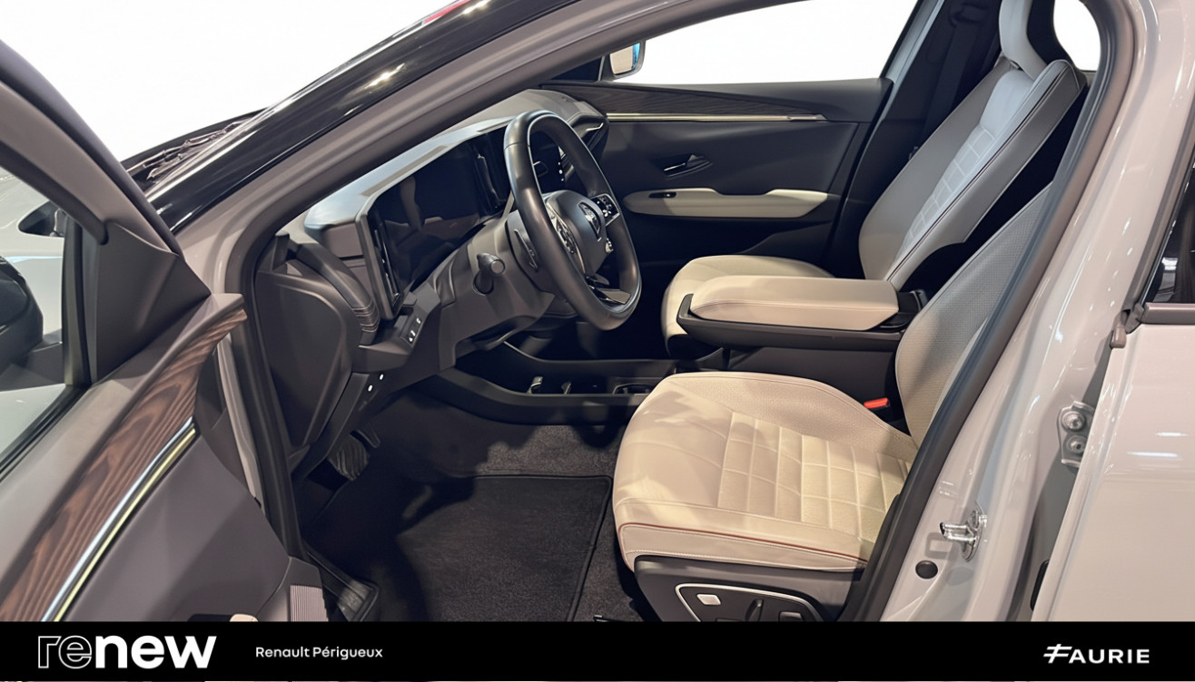 Acheter Renault Megane E-Tech Megane E-Tech EV60 220 ch super charge Iconic 5p occasion dans les concessions du Groupe Faurie