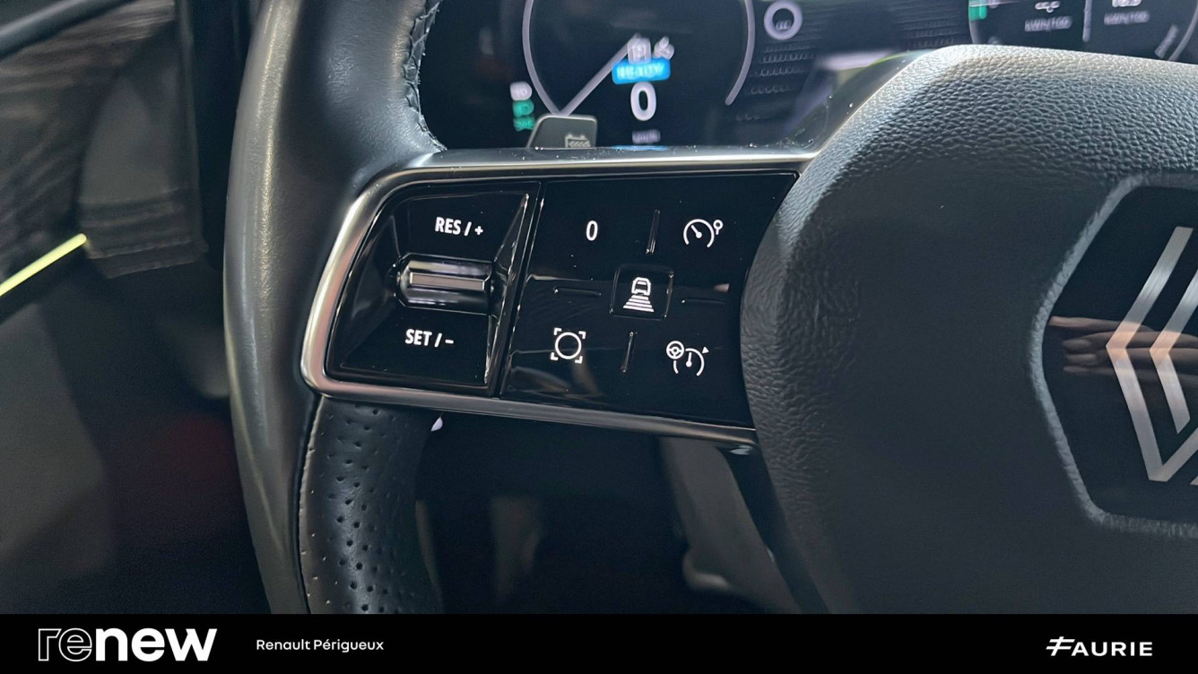 Acheter Renault Megane E-Tech Megane E-Tech EV60 220 ch super charge Iconic 5p occasion dans les concessions du Groupe Faurie