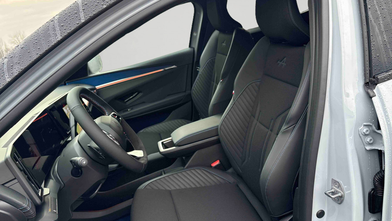 Acheter Renault Megane E-Tech Megane E-Tech 220 ch autonomie confort esprit Alpine 5p neuf dans les concessions du Groupe Faurie