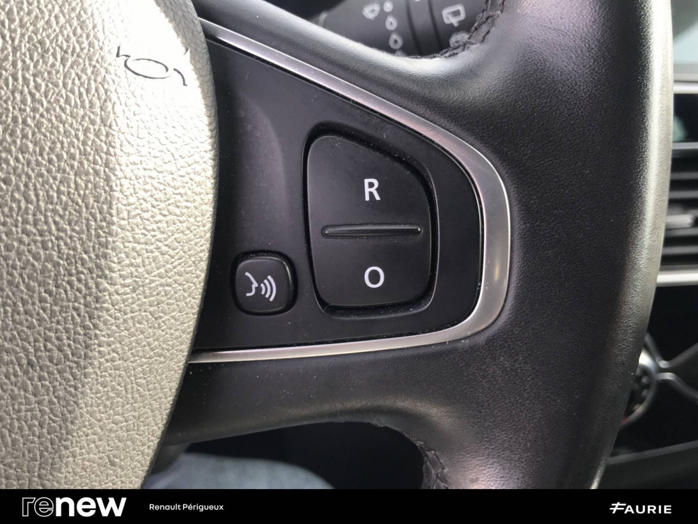 Acheter Renault Clio 4 Clio TCe 90 E6C Intens 5p occasion dans les concessions du Groupe Faurie