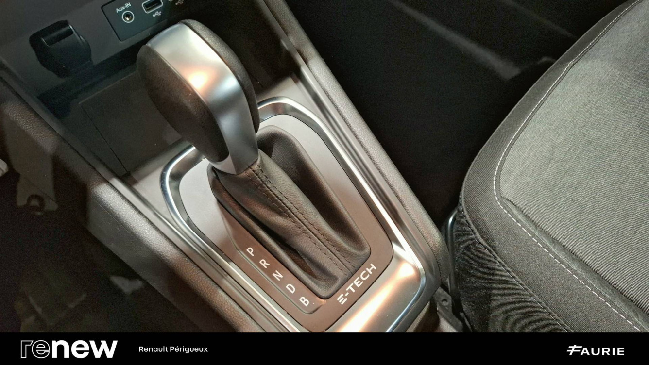 Acheter Renault Captur 2 Captur E-Tech 145 - 21 Zen 5p occasion dans les concessions du Groupe Faurie