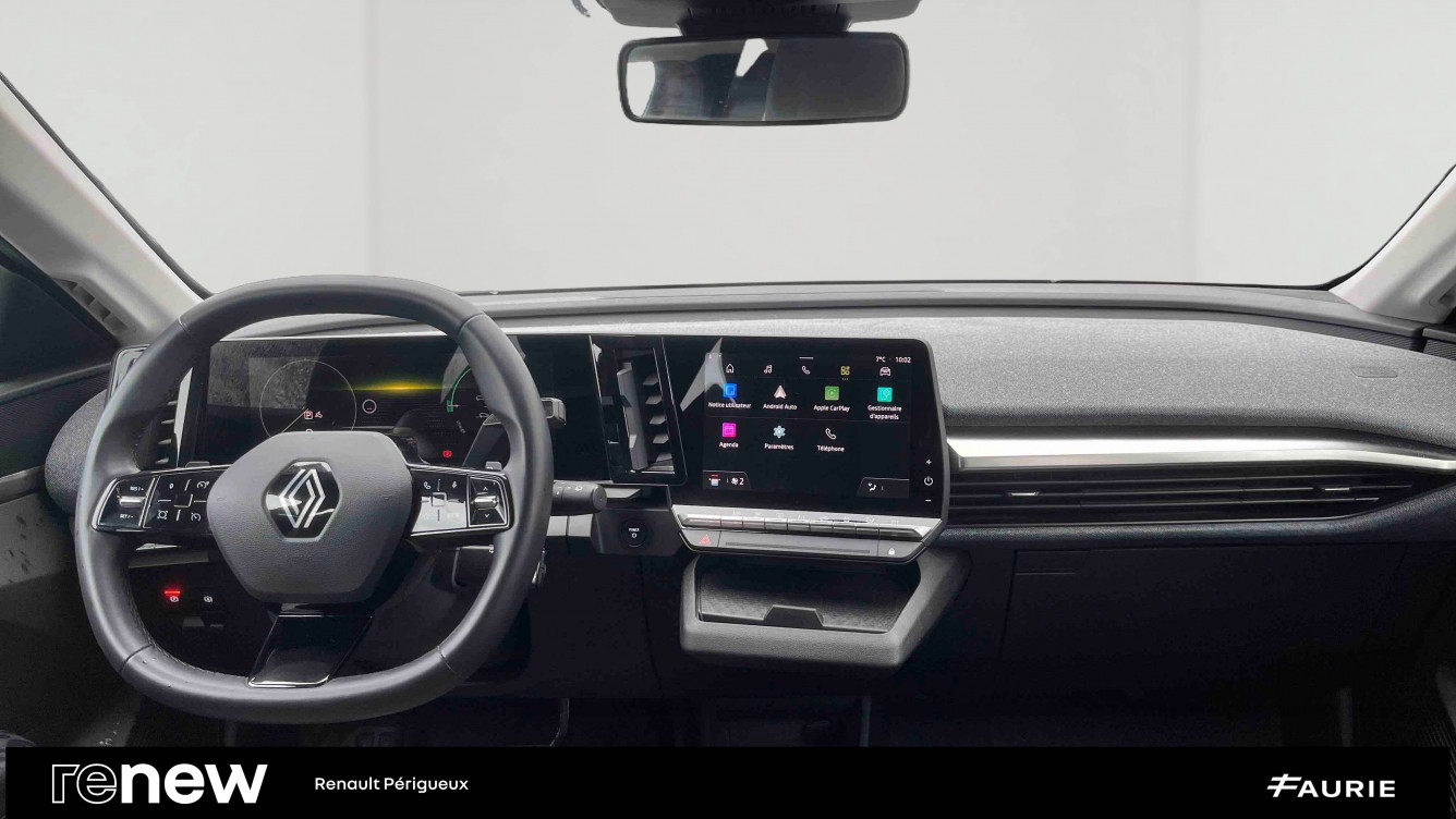Acheter Renault Megane E-Tech Megane E-Tech EV40 130ch standard charge Equilibre 5p occasion dans les concessions du Groupe Faurie