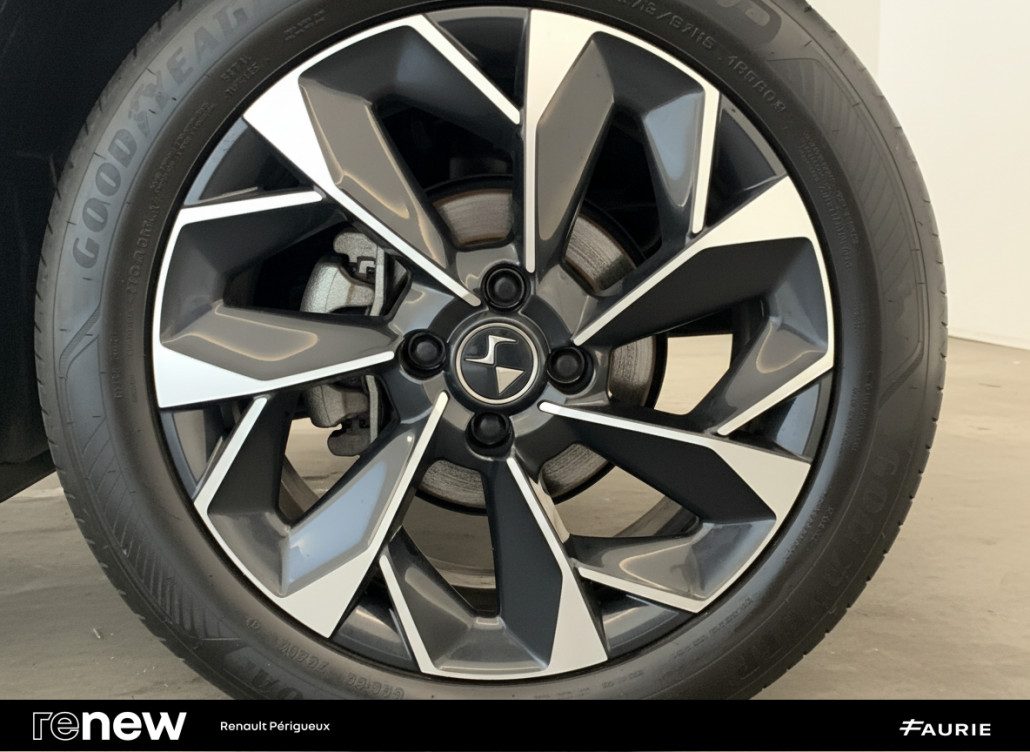 Acheter Ds Ds3 DS3 Crossback PureTech 130 EAT8 Rivoli 5p occasion dans les concessions du Groupe Faurie