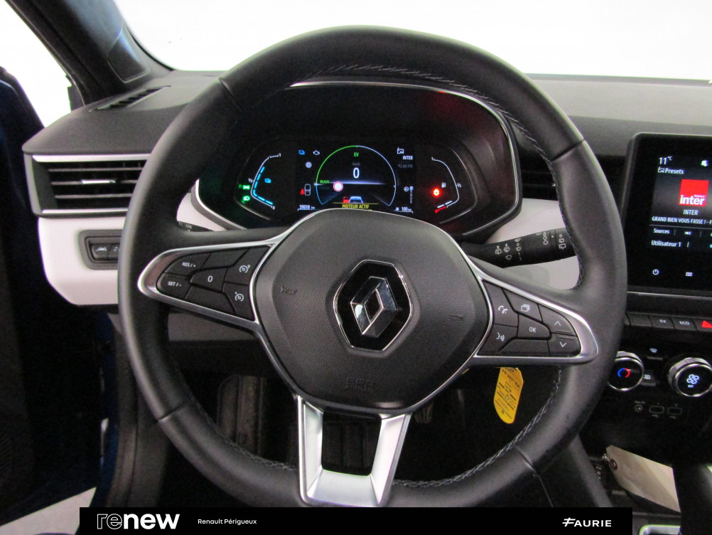 Acheter Renault Clio 5 Clio E-Tech 140 Intens 5p occasion dans les concessions du Groupe Faurie