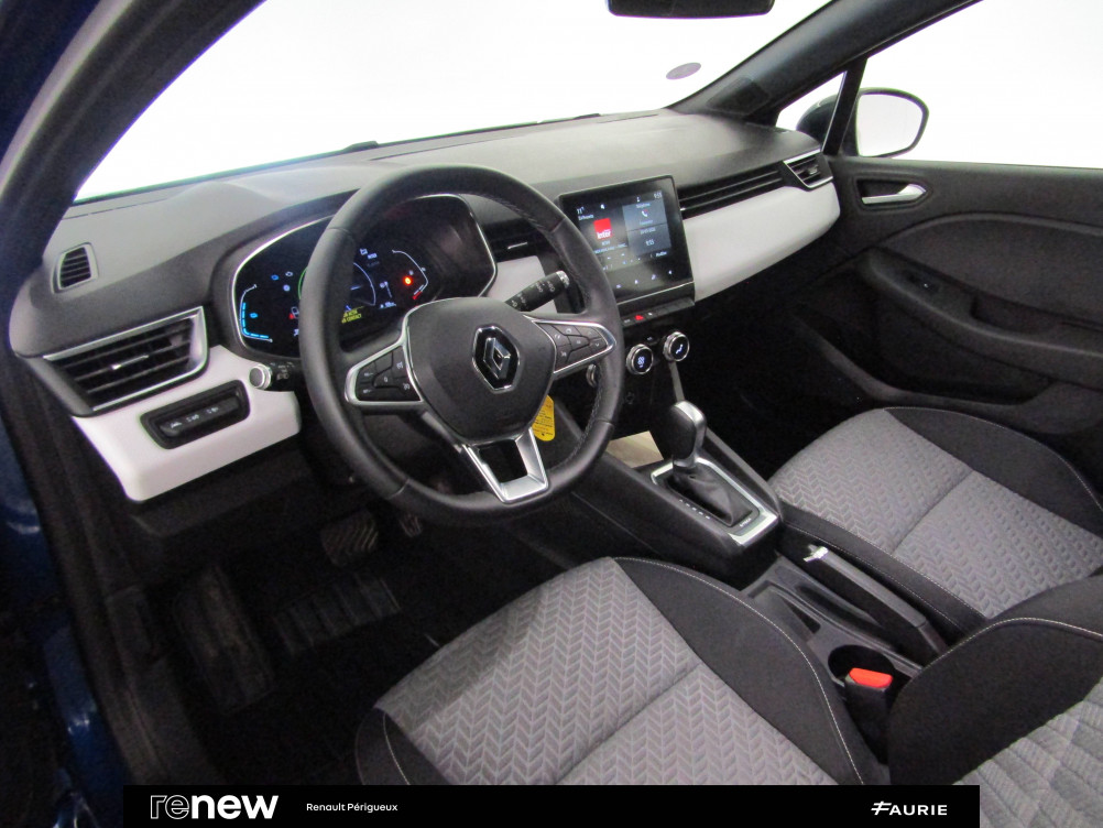 Acheter Renault Clio 5 Clio E-Tech 140 Intens 5p occasion dans les concessions du Groupe Faurie