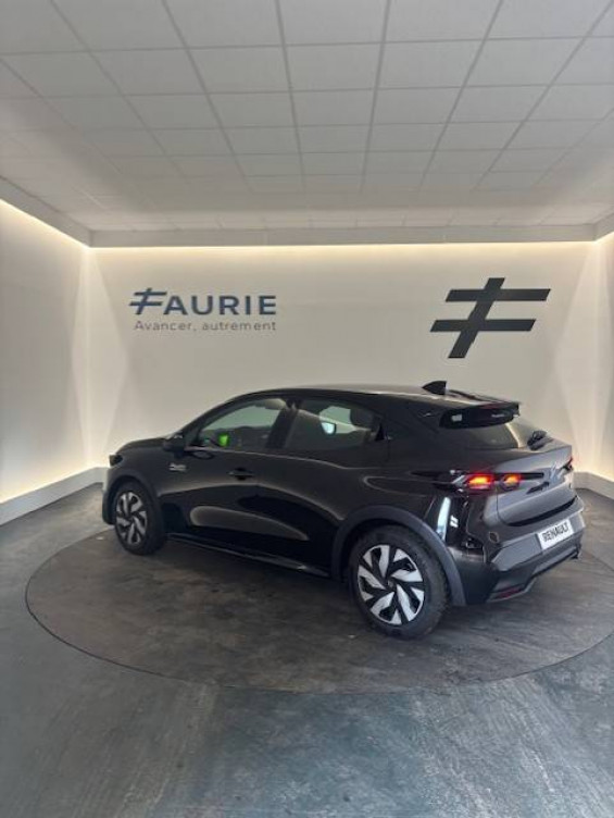 Acheter Renault Clio 6 Clio E-Tech full hybrid 160 ch Evolution 5p neuf dans les concessions du Groupe Faurie