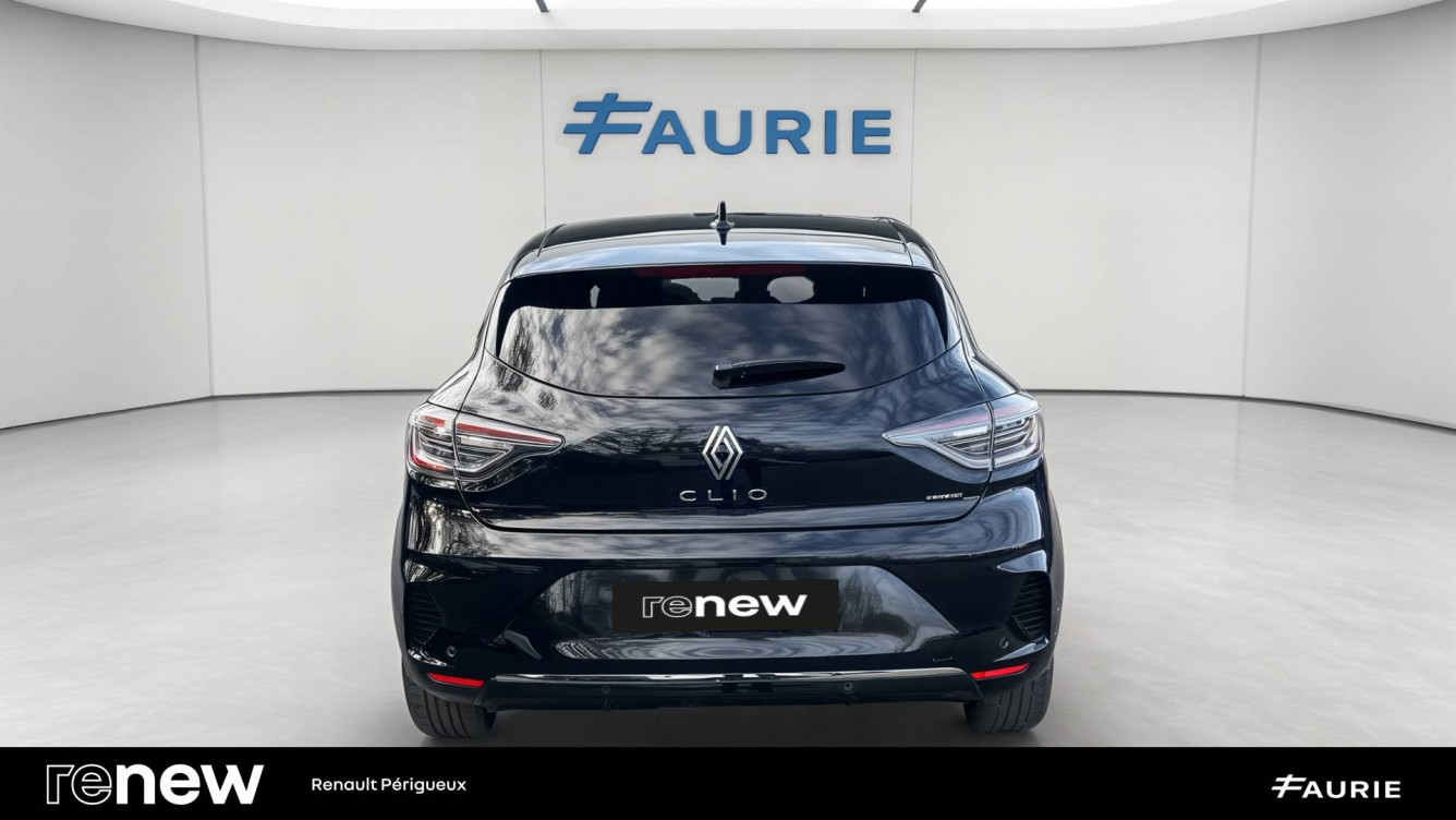 Acheter Renault Clio 5 Clio E-Tech full hybrid 145 ch GSR2 Techno 5p occasion dans les concessions du Groupe Faurie