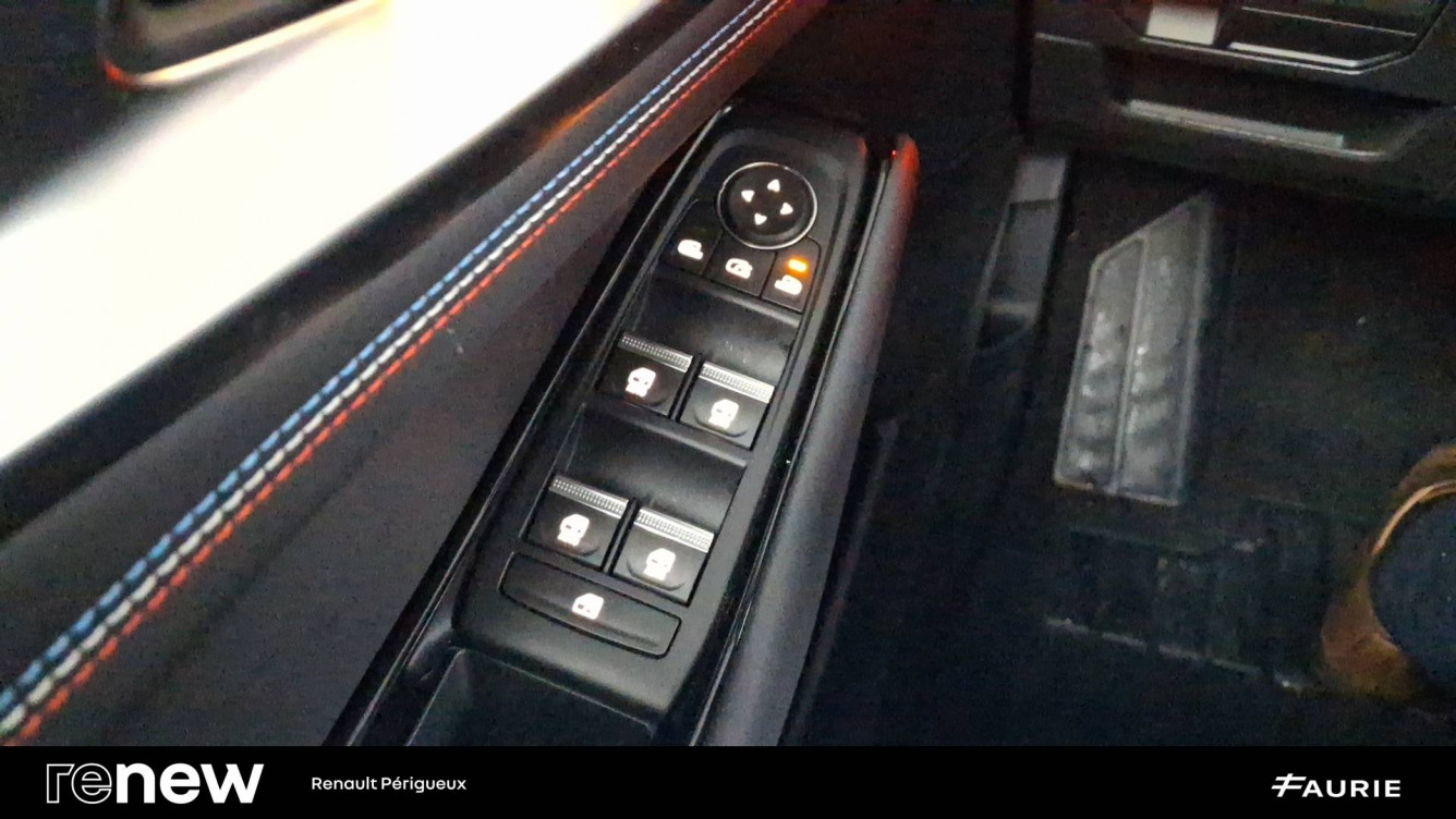 Acheter Renault Rafale Rafale E-Tech full hybrid 200 ch esprit Alpine 5p occasion dans les concessions du Groupe Faurie