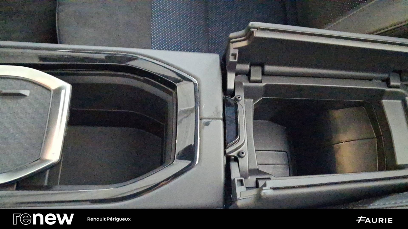 Acheter Renault Rafale Rafale E-Tech full hybrid 200 ch esprit Alpine 5p occasion dans les concessions du Groupe Faurie