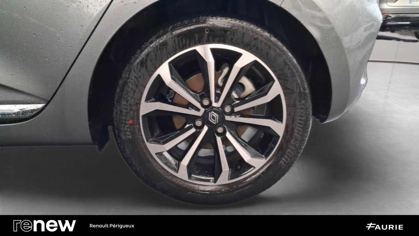 Acheter Renault Clio 5 Clio E-Tech full hybrid 145 ch GSR2 Techno 5p occasion dans les concessions du Groupe Faurie