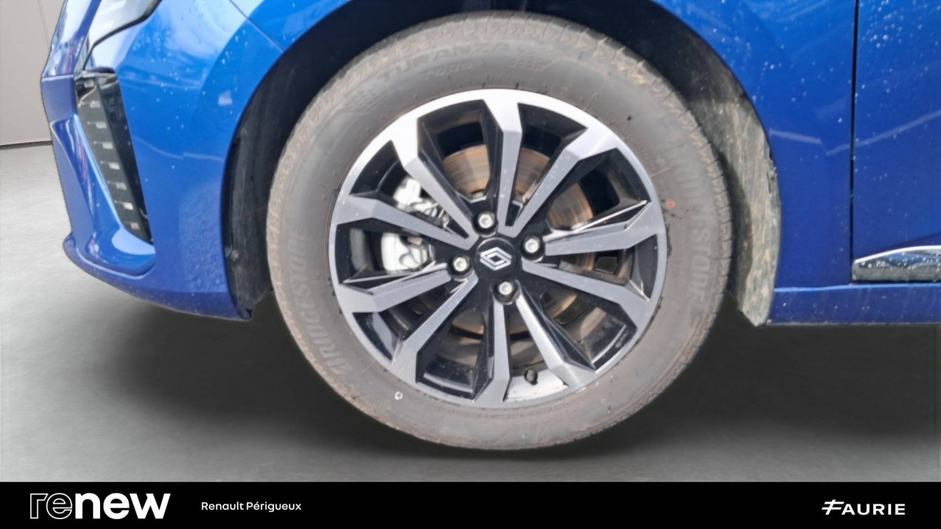 Acheter Renault Clio 5 Clio E-Tech full hybrid 145 ch GSR2 Techno 5p occasion dans les concessions du Groupe Faurie
