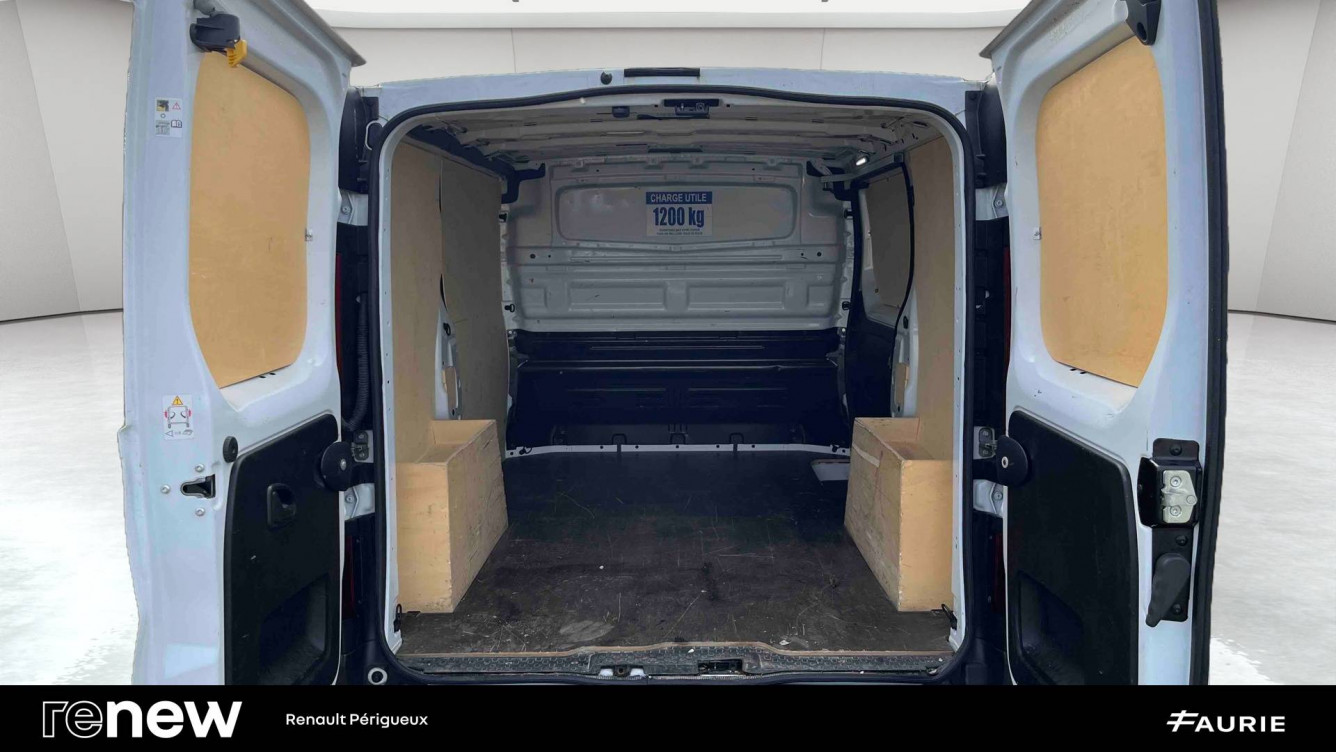 Acheter Renault Trafic 3 TRAFIC FG BLUE DCI 130 L1H1 3T GSR2 ADVANCE 4p occasion dans les concessions du Groupe Faurie