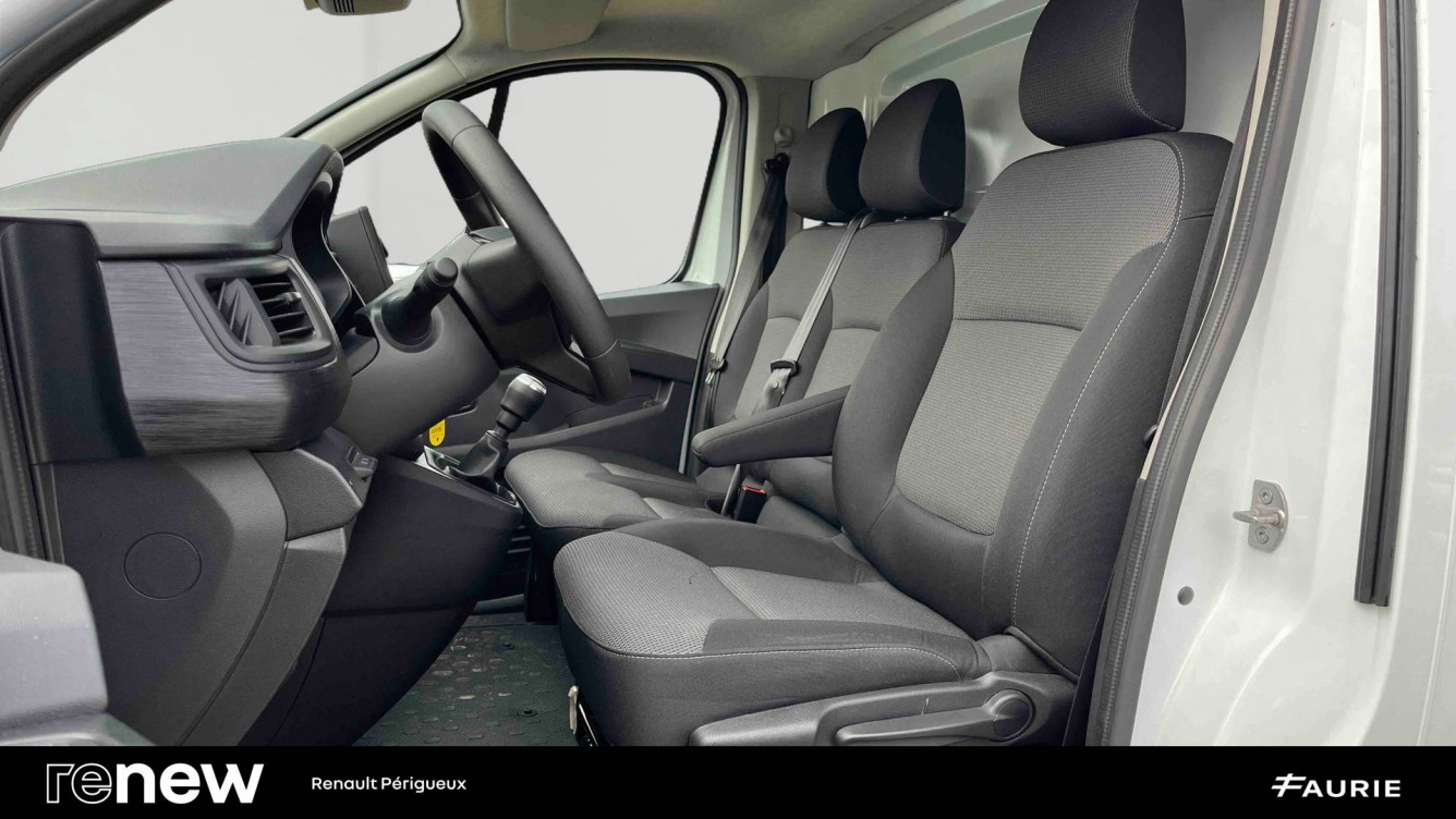 Acheter Renault Trafic 3 TRAFIC FG BLUE DCI 130 L1H1 3T GSR2 ADVANCE 4p occasion dans les concessions du Groupe Faurie