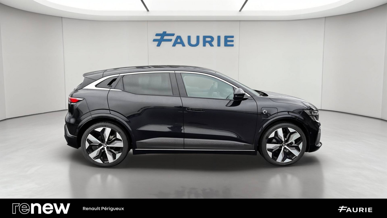 Acheter Renault Megane E-Tech Megane E-Tech 220 ch autonomie confort GSR2 Techno 5p occasion dans les concessions du Groupe Faurie