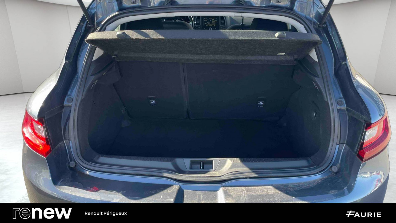 Acheter Renault Megane 4 Mégane IV Berline Blue dCi 115 Business 5p occasion dans les concessions du Groupe Faurie