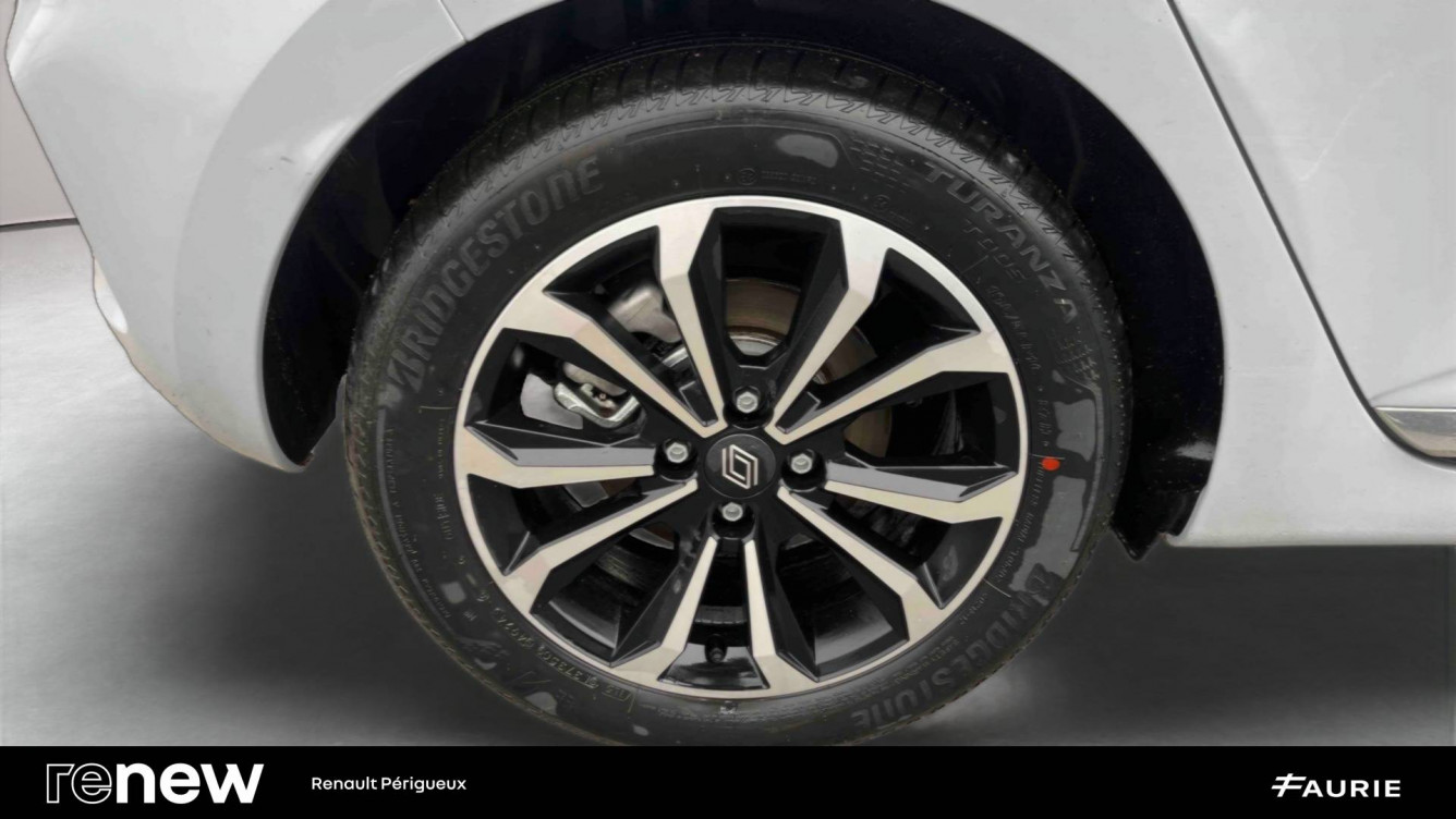 Acheter Renault Clio 5 Clio E-Tech full hybrid 145 ch GSR2 Techno 5p occasion dans les concessions du Groupe Faurie