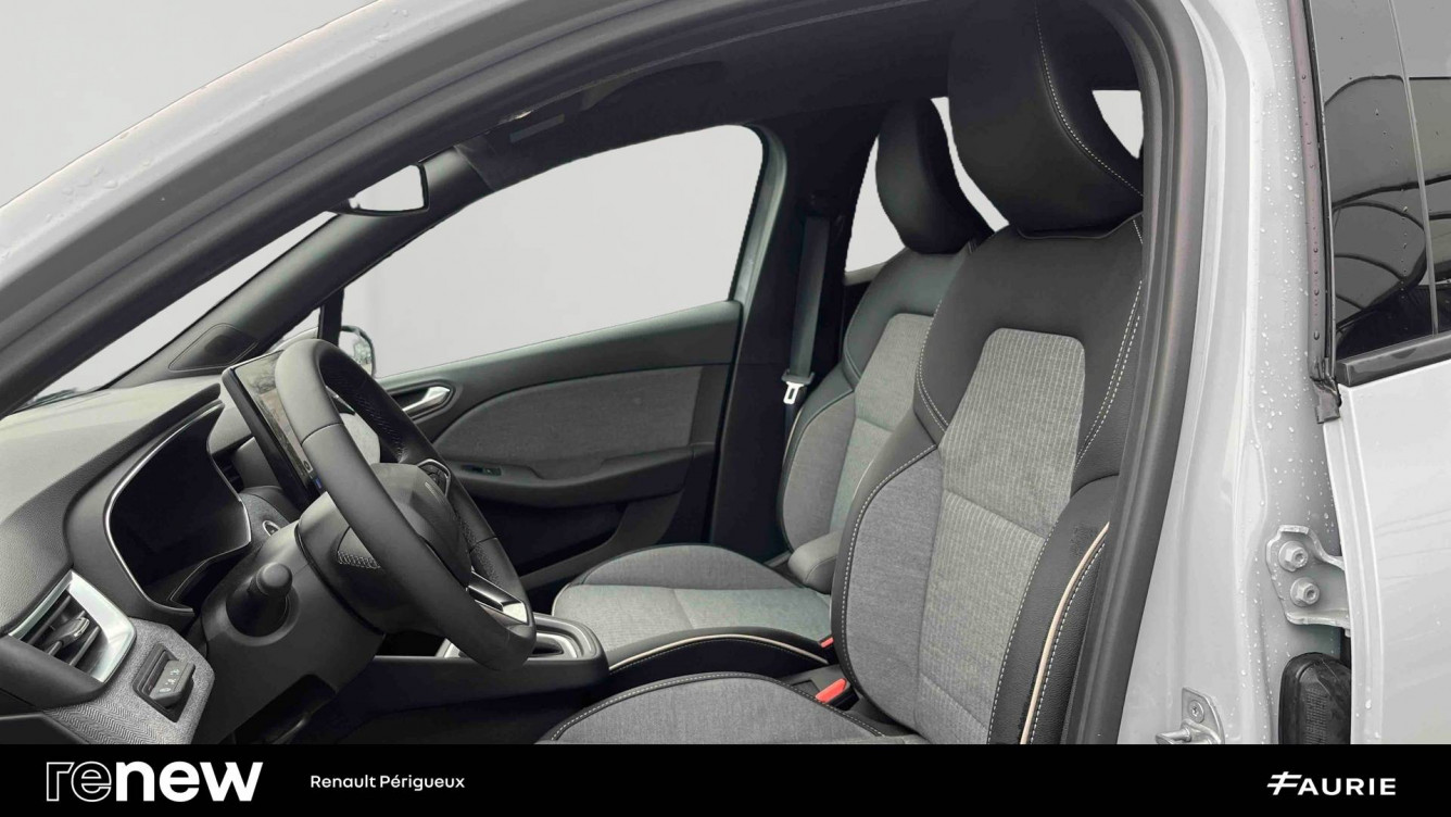 Acheter Renault Clio 5 Clio E-Tech full hybrid 145 ch GSR2 Techno 5p occasion dans les concessions du Groupe Faurie