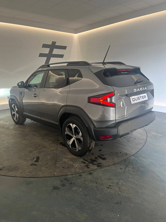Acheter Dacia Duster Duster Hybrid 140 Journey 5p neuf dans les concessions du Groupe Faurie