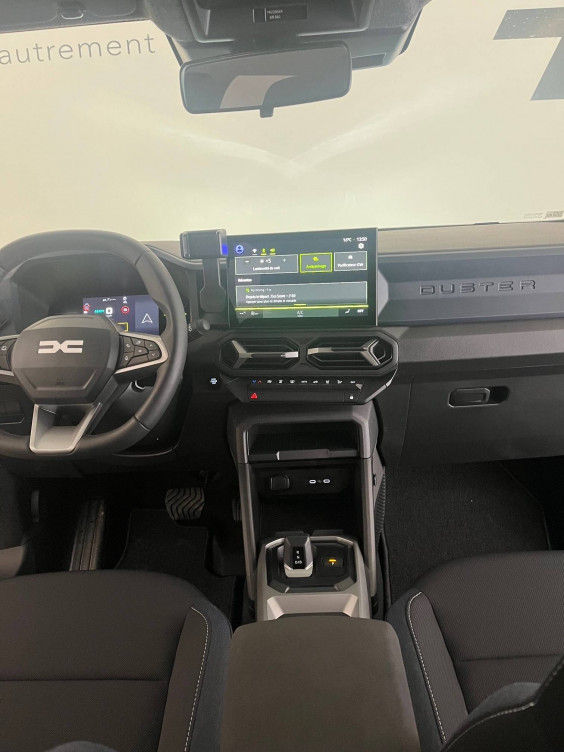 Acheter Dacia Duster Duster Hybrid 140 Journey 5p neuf dans les concessions du Groupe Faurie