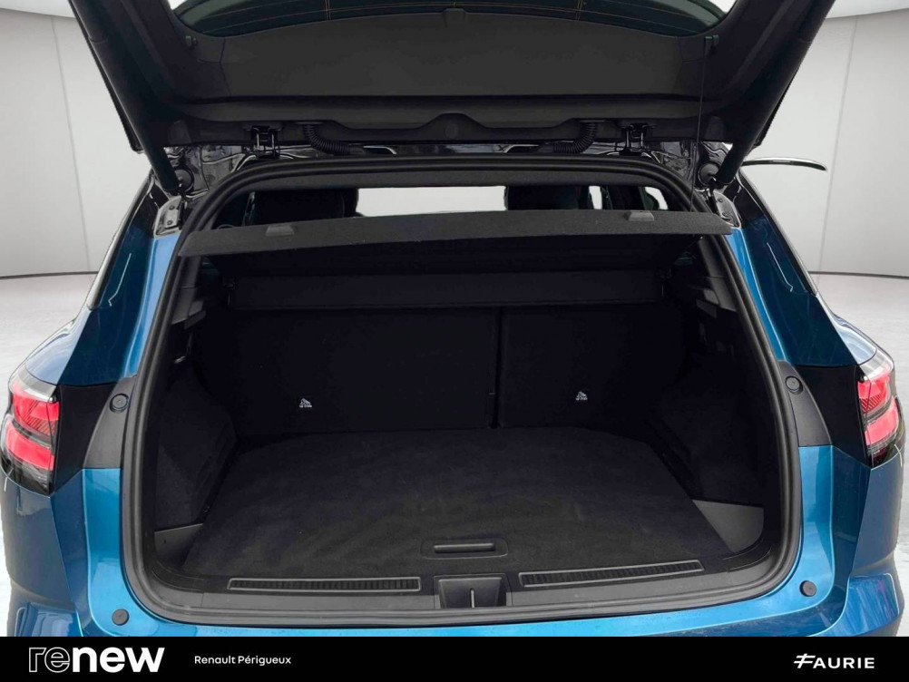 Acheter Renault Austral Austral full hybrid E-Tech 200 ch Esprit Alpine 5p occasion dans les concessions du Groupe Faurie