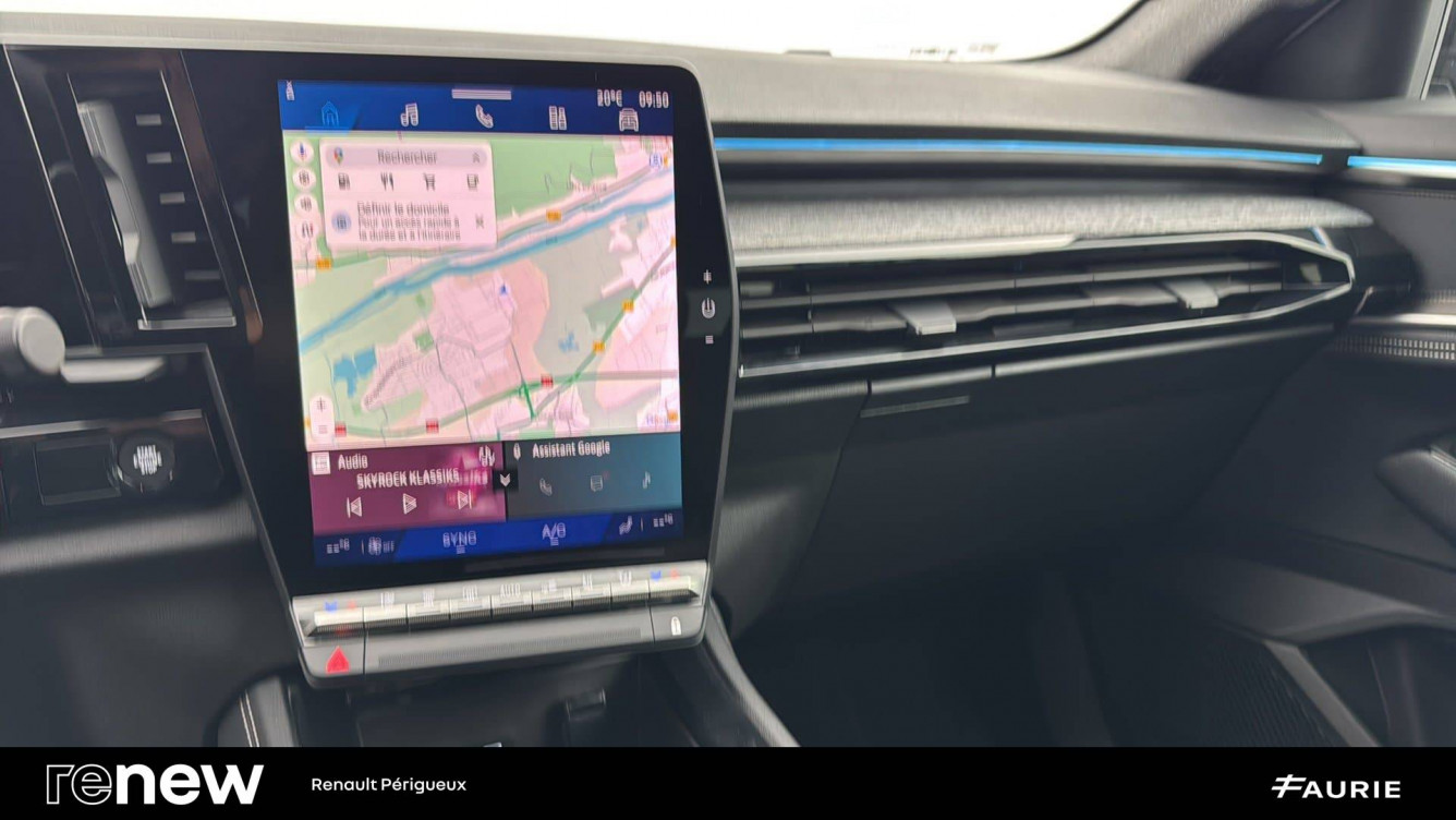 Acheter Renault Austral Austral E-Tech full hybrid 200 GSR2 Techno 5p occasion dans les concessions du Groupe Faurie