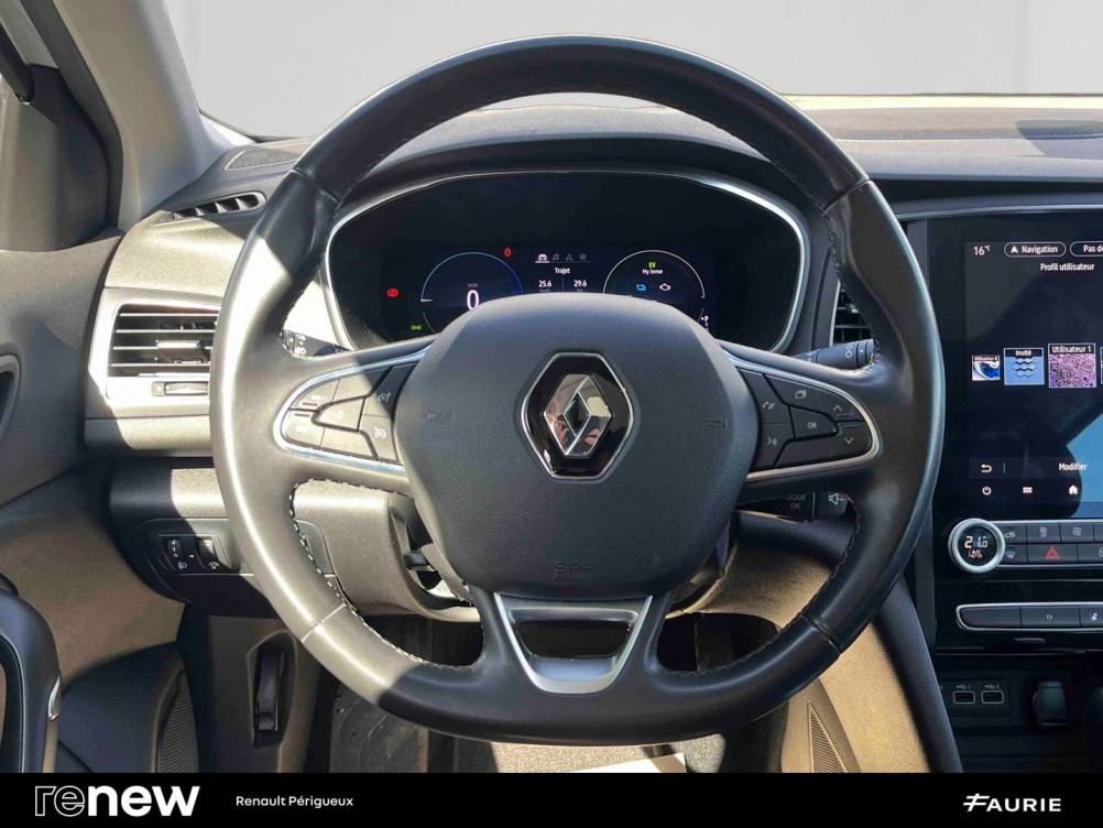Acheter Renault Megane 4 Mégane IV Estate E-TECH Plug-In Hybride 160 Intens 5p occasion dans les concessions du Groupe Faurie