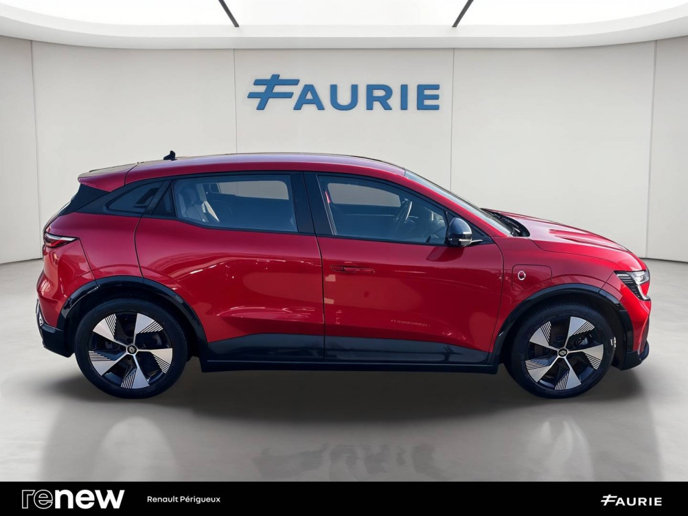 Acheter Renault Megane E-Tech Megane E-Tech EV60 220 ch super charge Equilibre 5p occasion dans les concessions du Groupe Faurie