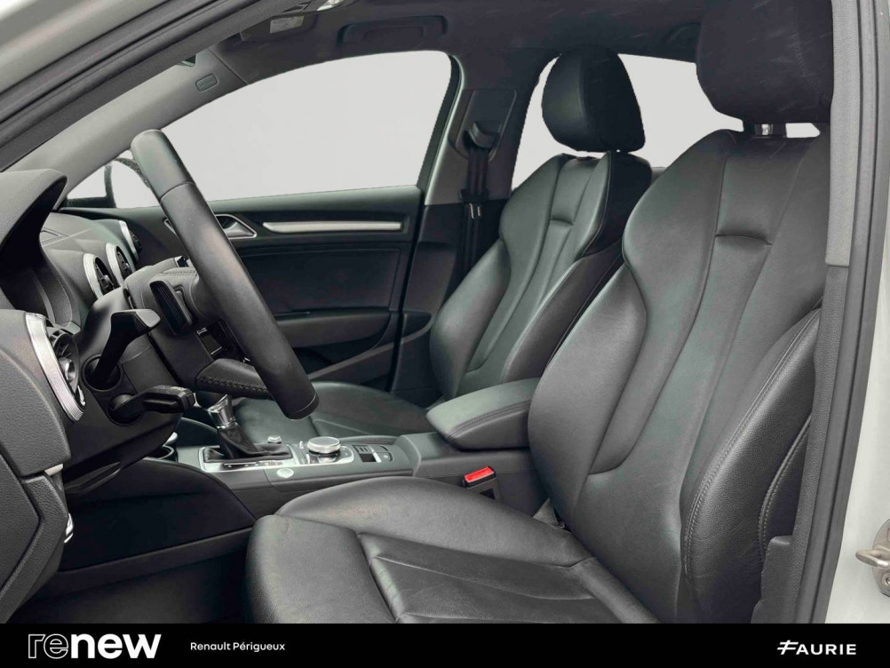 Acheter Audi A3 A3 Berline 1.5 TFSI CoD 150 S tronic 7 Design Luxe 4p occasion dans les concessions du Groupe Faurie