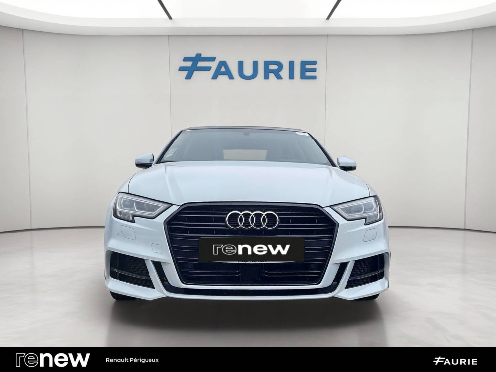 Acheter Audi A3 A3 Berline 1.5 TFSI CoD 150 S tronic 7 Design Luxe 4p occasion dans les concessions du Groupe Faurie