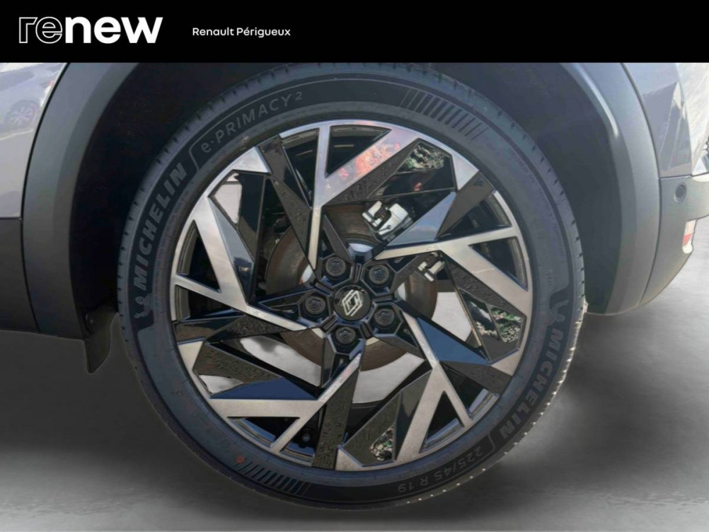 Acheter Renault Captur 2 Captur E-Tech full hybrid 160 ch esprit Alpine 5p neuf dans les concessions du Groupe Faurie