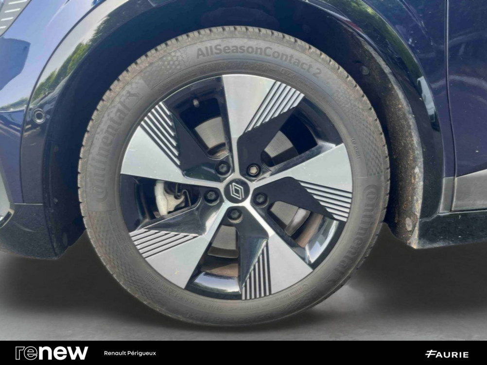 Acheter Renault Megane E-Tech Megane E-Tech EV40 130ch standard charge Equilibre 5p occasion dans les concessions du Groupe Faurie