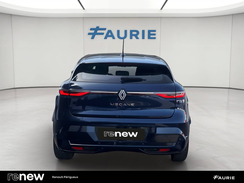 Acheter Renault Megane E-Tech Megane E-Tech EV40 130ch standard charge Equilibre 5p occasion dans les concessions du Groupe Faurie