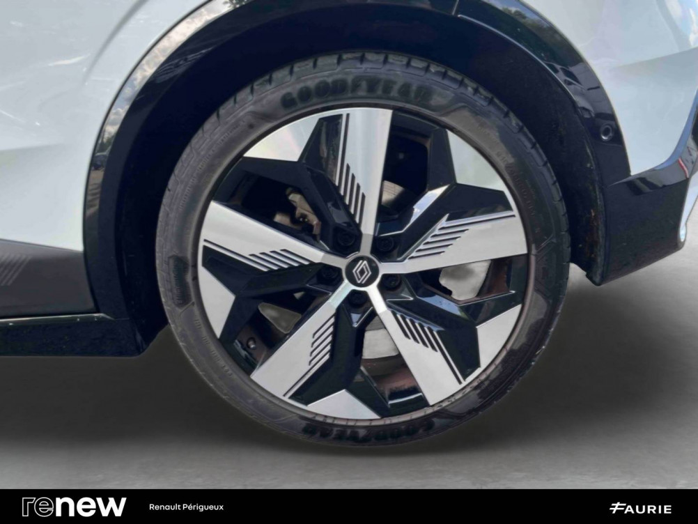 Acheter Renault Megane E-Tech Megane E-Tech EV60 220 ch optimum charge Techno 5p occasion dans les concessions du Groupe Faurie