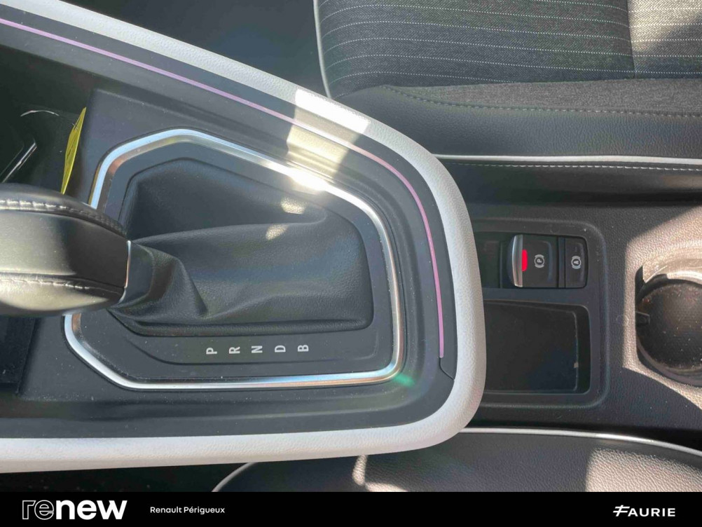 Acheter Renault Clio 5 Clio E-Tech hybride 145 Techno 5p occasion dans les concessions du Groupe Faurie
