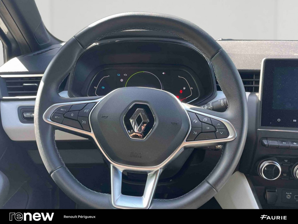 Acheter Renault Clio 5 Clio E-Tech hybride 145 Techno 5p occasion dans les concessions du Groupe Faurie