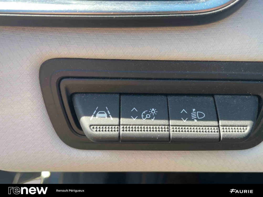 Acheter Renault Clio 5 Clio E-Tech hybride 145 Techno 5p occasion dans les concessions du Groupe Faurie
