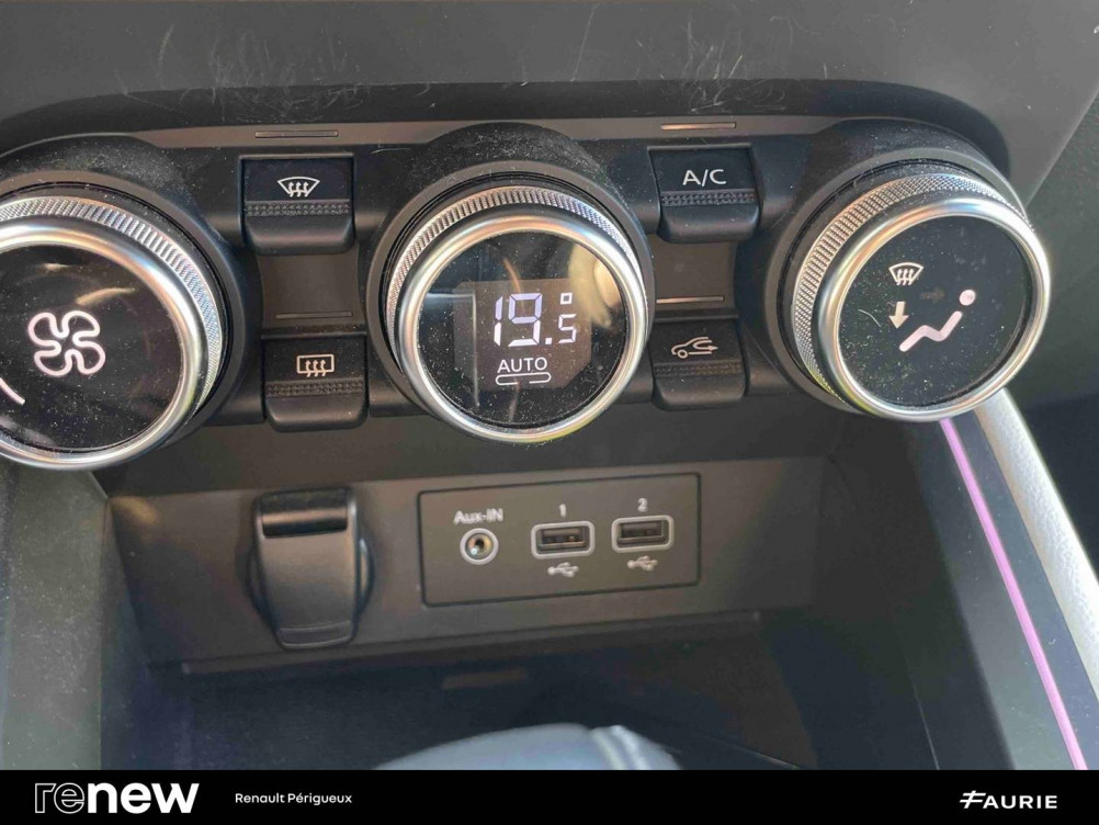 Acheter Renault Clio 5 Clio E-Tech hybride 145 Techno 5p occasion dans les concessions du Groupe Faurie