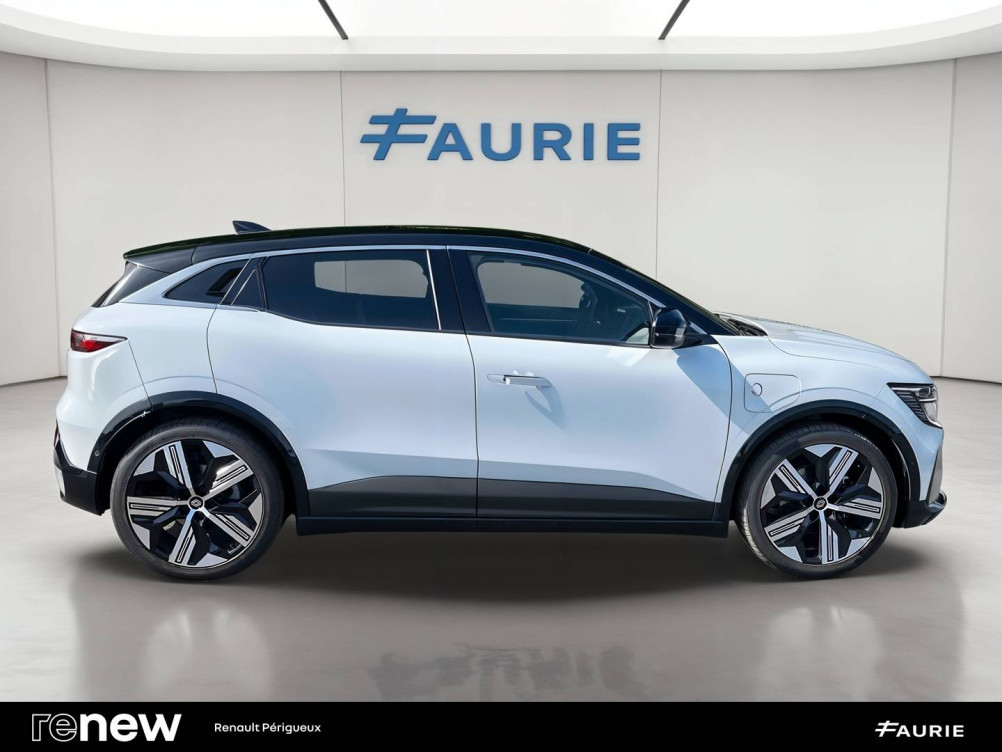 Acheter Renault Megane E-Tech Megane E-Tech 220 ch autonomie confort GSR2 Iconic 5p occasion dans les concessions du Groupe Faurie