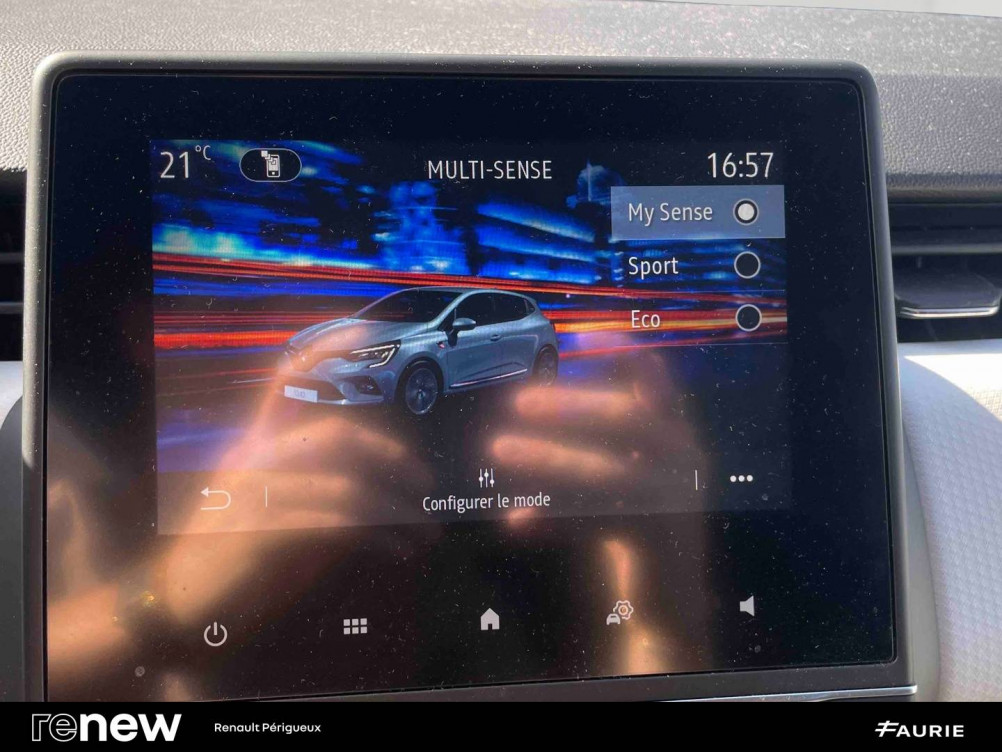 Acheter Renault Clio 5 Clio E-Tech hybride 145 Techno 5p occasion dans les concessions du Groupe Faurie