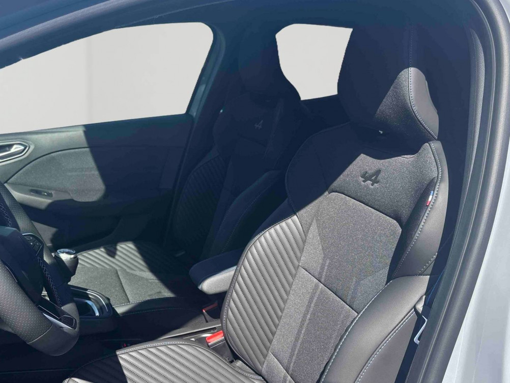 Acheter Renault Clio 5 Clio TCe 90 Esprit Alpine 5p neuf dans les concessions du Groupe Faurie