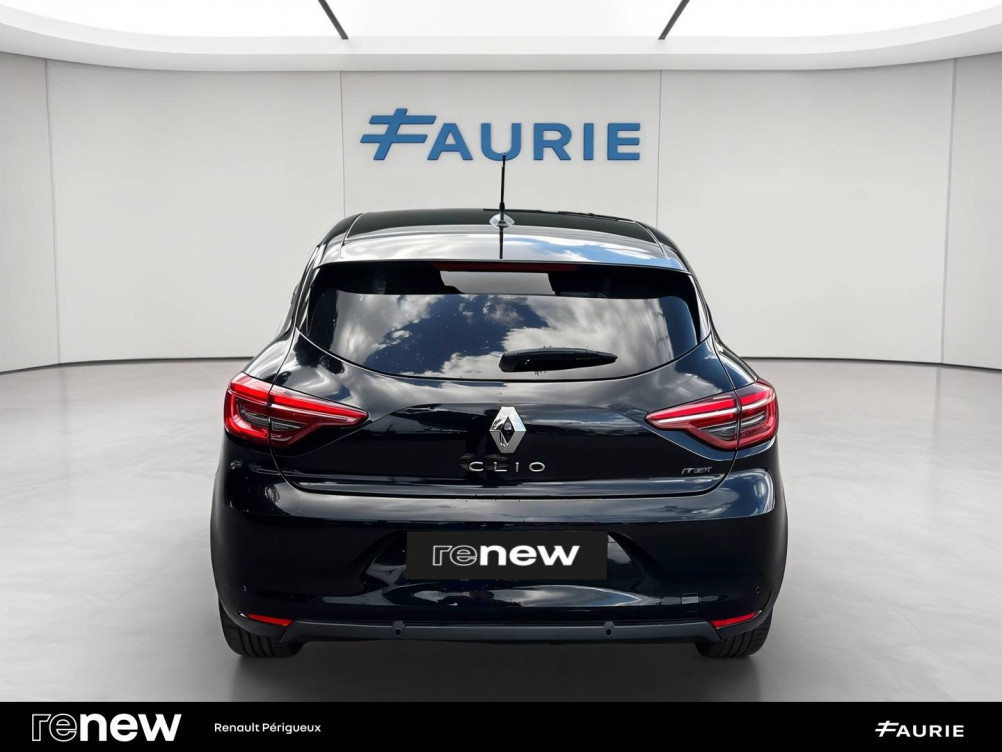 Acheter Renault Clio 5 Clio E-Tech full hybrid 145 Evolution 5p occasion dans les concessions du Groupe Faurie